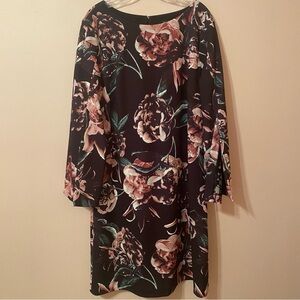 Jax Black Label • Floral Shift Dress w/ Lace Inlay Bell Sleeves • Size 16 • EUC
